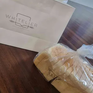 화이트리에 리뷰 사진