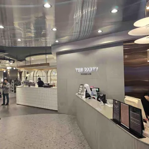 더파티 대표 사진