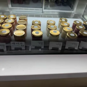 화이트리에 리뷰 사진