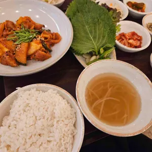 무월식탁 대표 사진