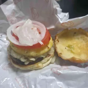 윤스버거 리뷰 사진