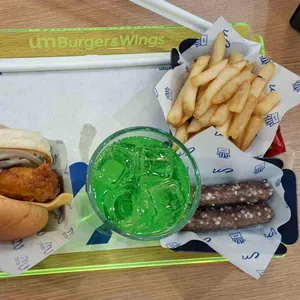 움버거앤윙스 리뷰 사진