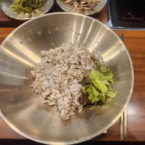 사월에보리밥과쭈꾸미 사진