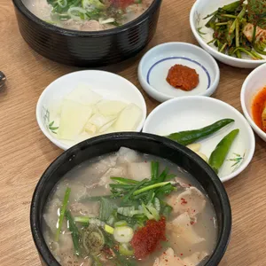 형제전통 돼지국밥 사진