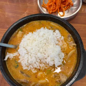 강창구찹쌀진순대 사진 1