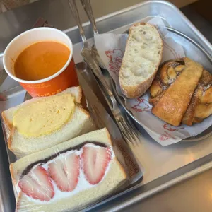 악토버 베이커리 사진 2