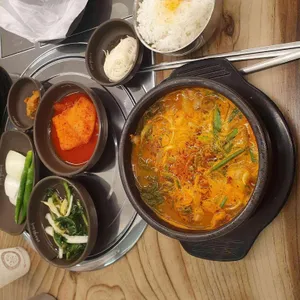 고향옥얼큰순대국 사진