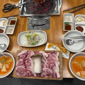 최가네김해뒷고기삼겹살 대표 사진