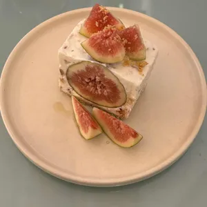 티턴로스터스 리뷰 사진