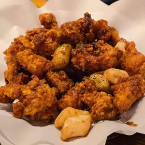 깐부치킨 사진 2