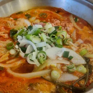 고양진 생갈비 김치찌개 사진 1