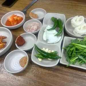 본토돼지국밥 사진