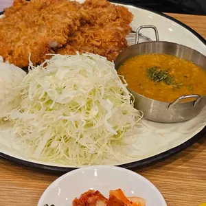 무무돈까스 사진 1