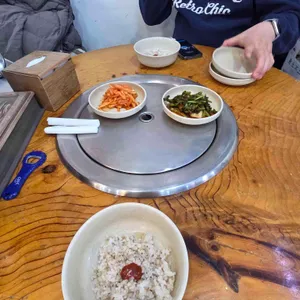 명동조개구이칼국수 사진