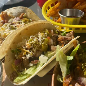 깁미타코 대표 사진