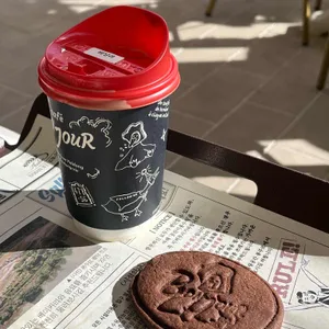 봉주르스퀘어 리뷰 사진