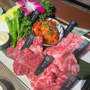 요시야 야키니쿠 사진 1