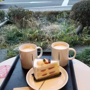 투썸플레이스 리뷰 사진