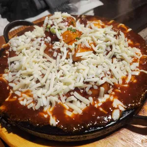 누룽지통닭굼터 사진 1