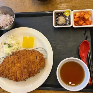 홍익돈까스 사진