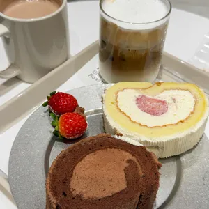 인더매스 시즌스 대표 사진