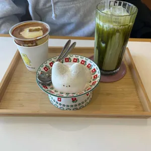 어느멋진날카페 리뷰 사진