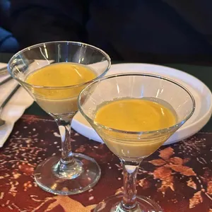 스케치 리뷰 사진