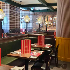 캐롤스 리뷰 사진