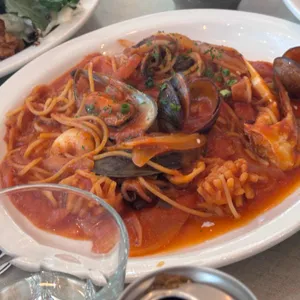 아웃오브오피스 사진