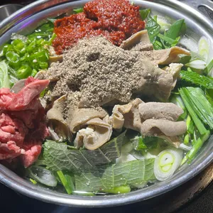 숲속 옥이집 대표 사진