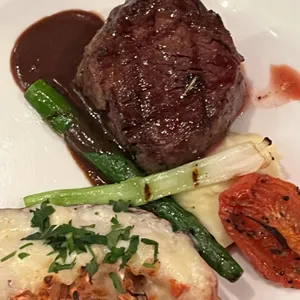 퍼스트플로어 사진 1