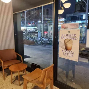 스타벅스 대표 사진