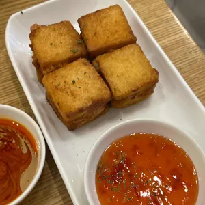 마르르 대표 사진