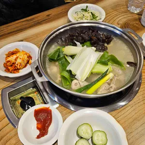 닭한마리 뚝닭 사진 1