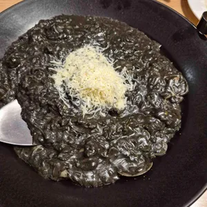 몽뜨레셰프 사진