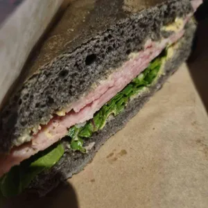 어스샌드위치 대표 사진