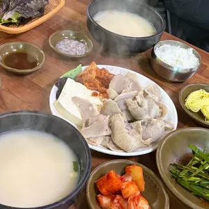 영진돼지국밥 사진