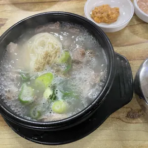 월강부산돼지국밥 대표 사진