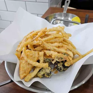 떡볶이에 밥볶아 사진