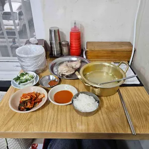 사랑방칼국수 대표 사진