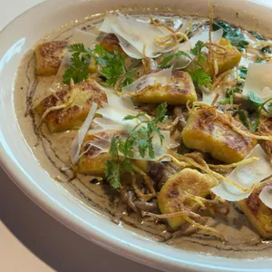 디기티 대표 사진