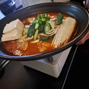 인간실격 대표 사진