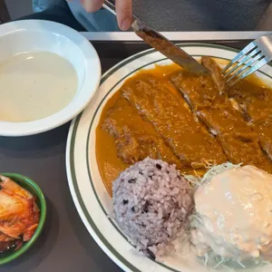 엠브로돈까스 대표 사진