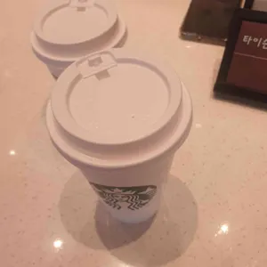 스타벅스 대표 사진