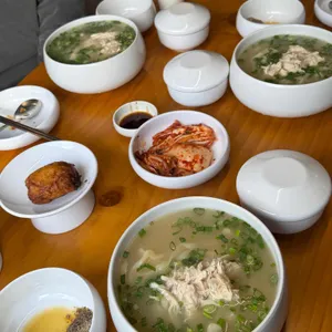화홍칼국수 사진 1