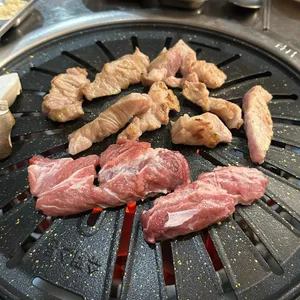 돈의숙성 사진