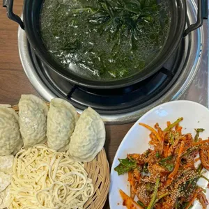 깃발집국수전골 사진 2