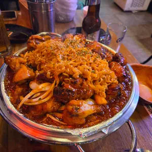 훌랄라참숯치킨 사진 1