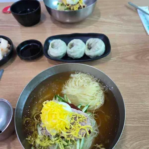 부산가야밀면 사진 1