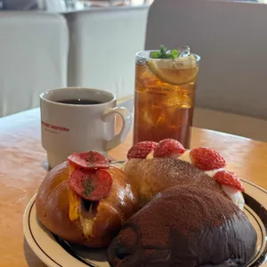 두낫디스터브 베이커스 사진